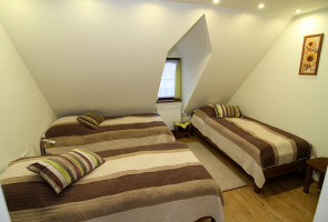 Pensión habitaciones alojamiento descanso restaurante atracciones en Polonia-3